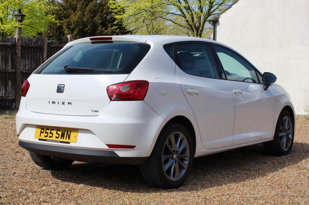SEAT IBIZA