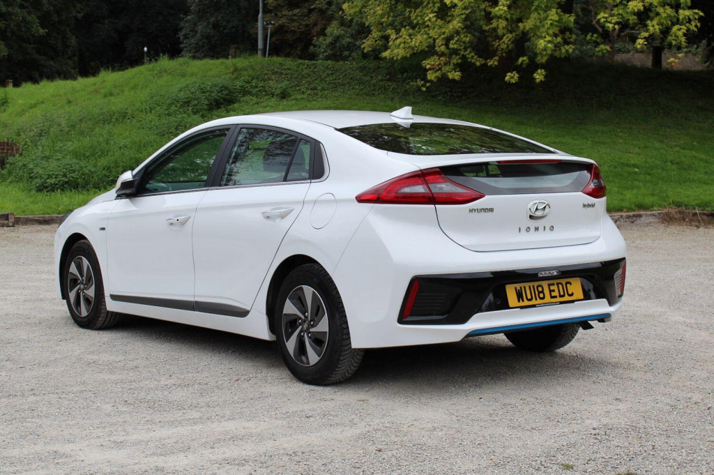 HYUNDAI IONIQ