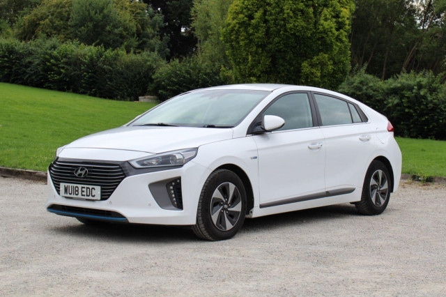 HYUNDAI IONIQ 1.6 h-GDi Premium SE