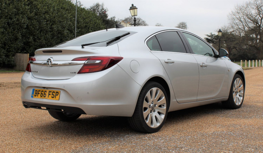 VAUXHALL INSIGNIA