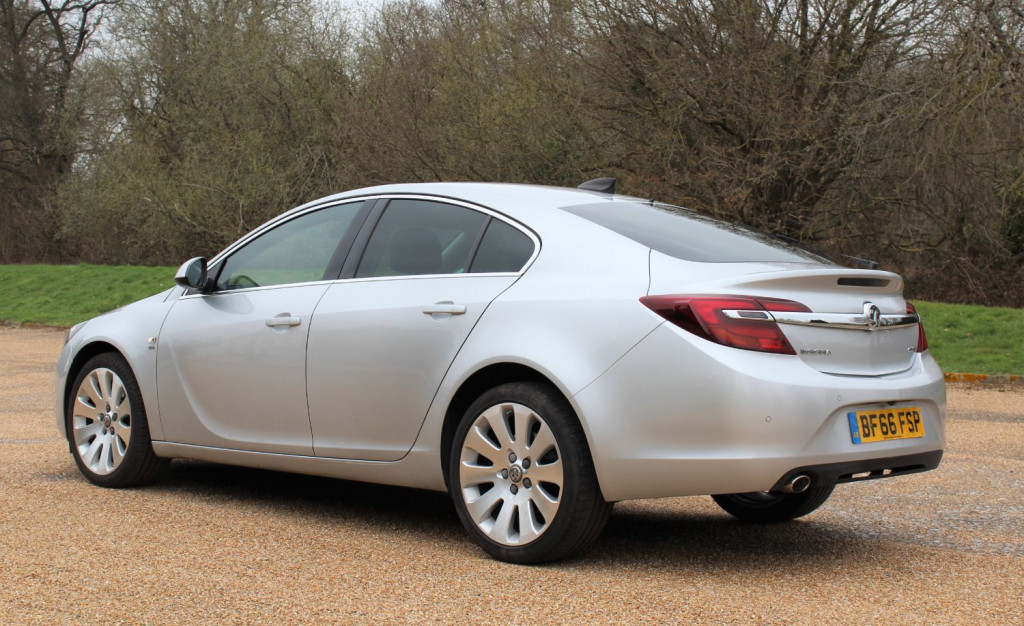 VAUXHALL INSIGNIA