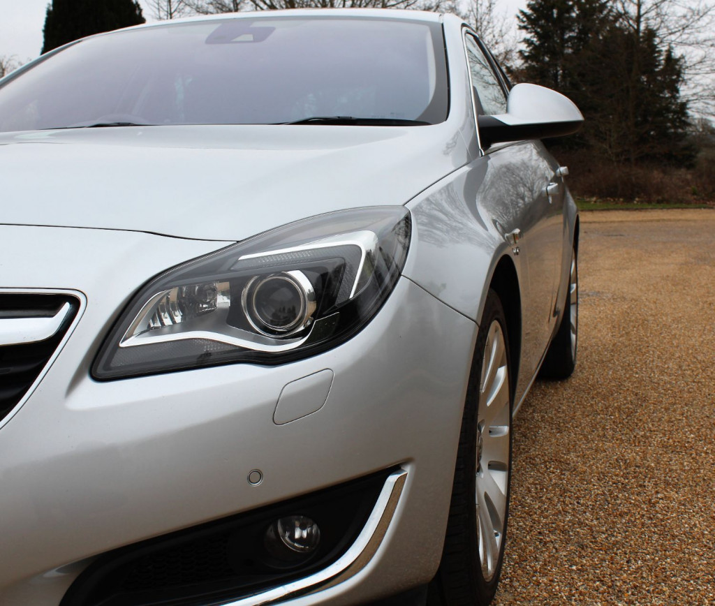 VAUXHALL INSIGNIA
