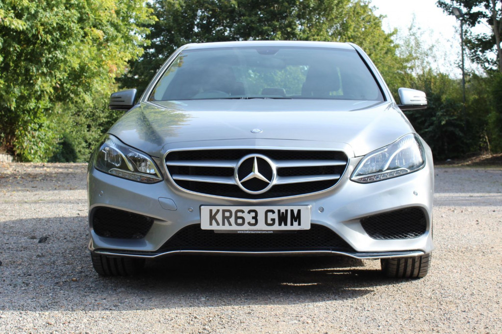 MERCEDES-BENZ E CLASS