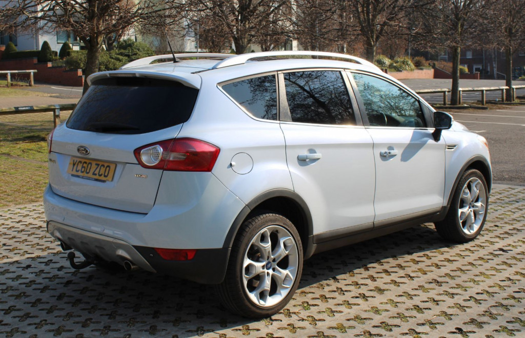 FORD KUGA