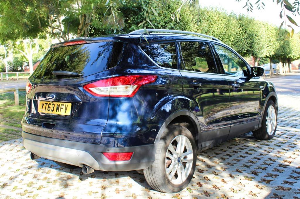 FORD KUGA