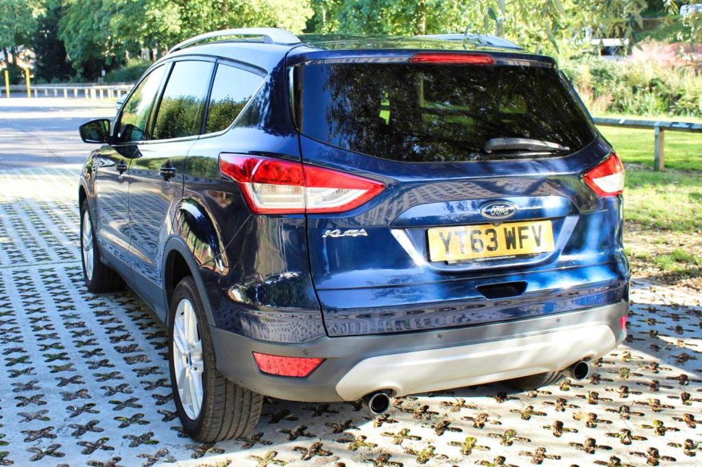 FORD KUGA