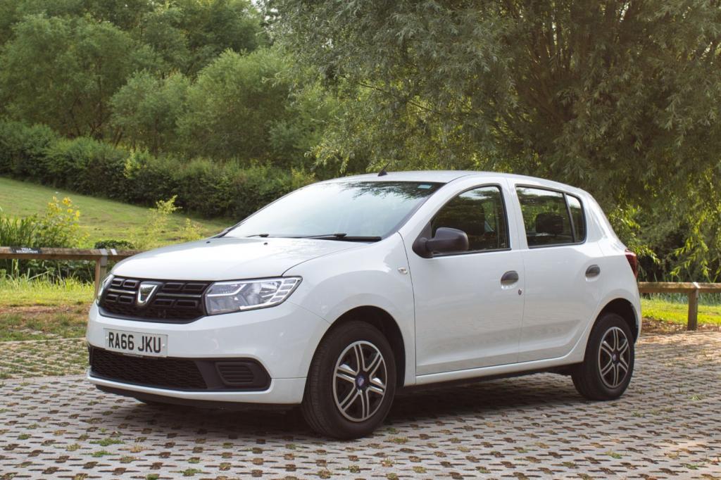 View DACIA SANDERO AMBIANCE TCE