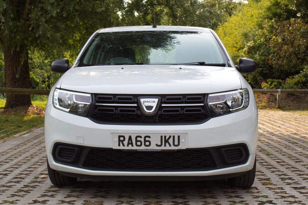 View DACIA SANDERO AMBIANCE TCE