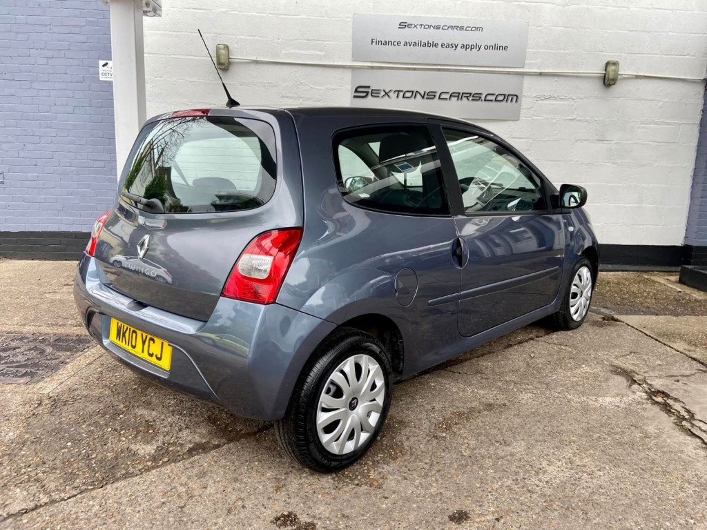 RENAULT TWINGO