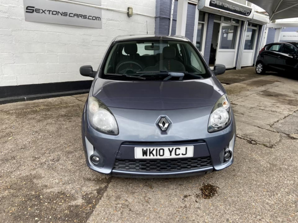 RENAULT TWINGO