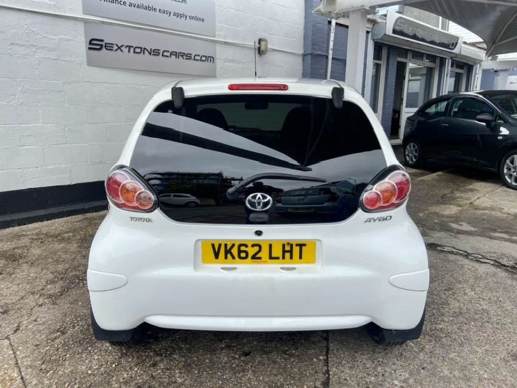 TOYOTA AYGO