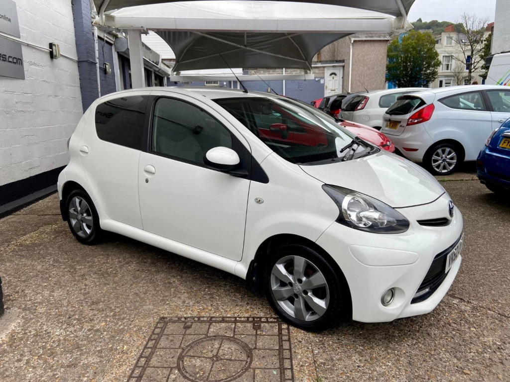 TOYOTA AYGO
