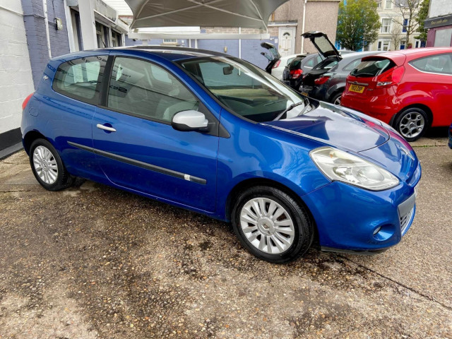 RENAULT CLIO I-MUSIC 16V