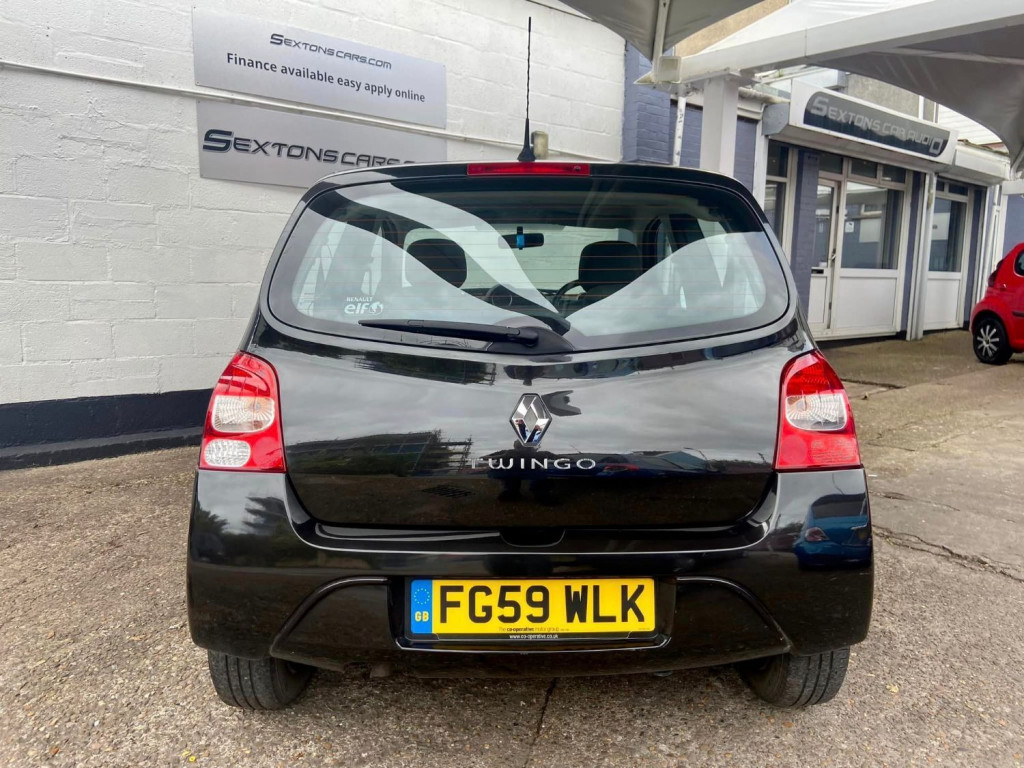 RENAULT TWINGO