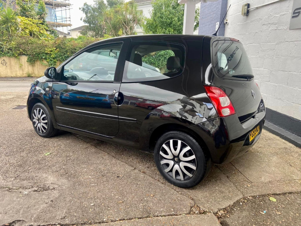 RENAULT TWINGO
