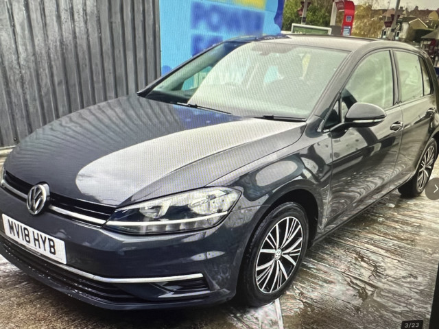 VOLKSWAGEN GOLF 1.4 TSI SE Nav