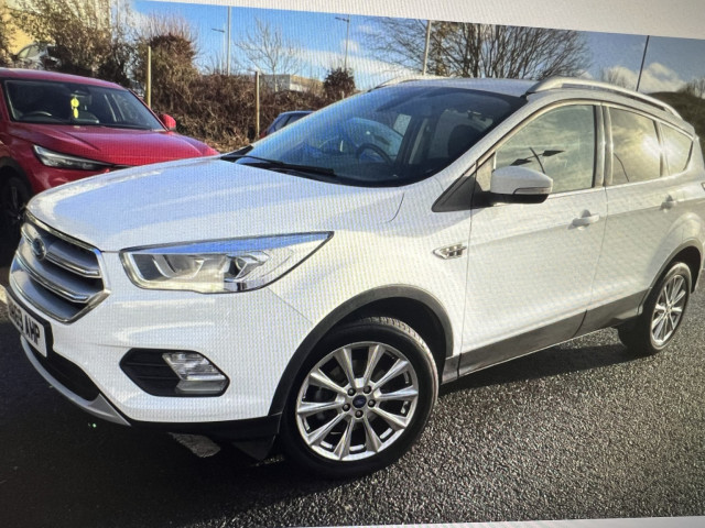 FORD KUGA 1.5 T EcoBoost Titanium Edition