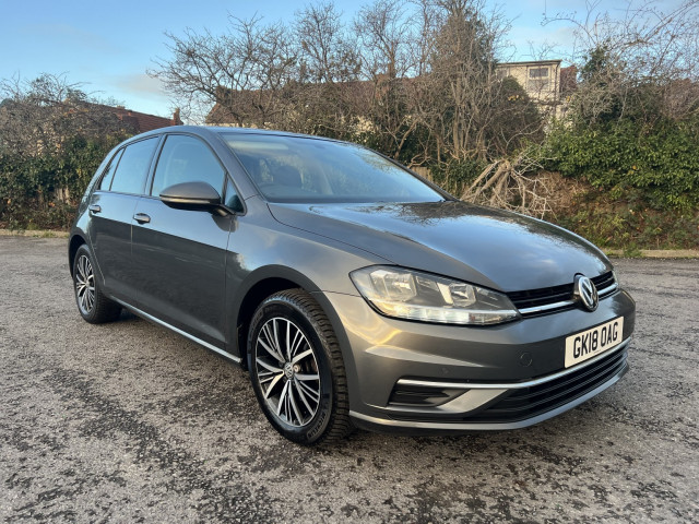 VOLKSWAGEN GOLF 1.4 TSI SE