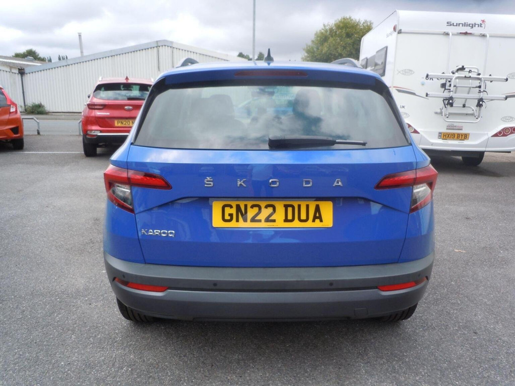 SKODA KAROQ