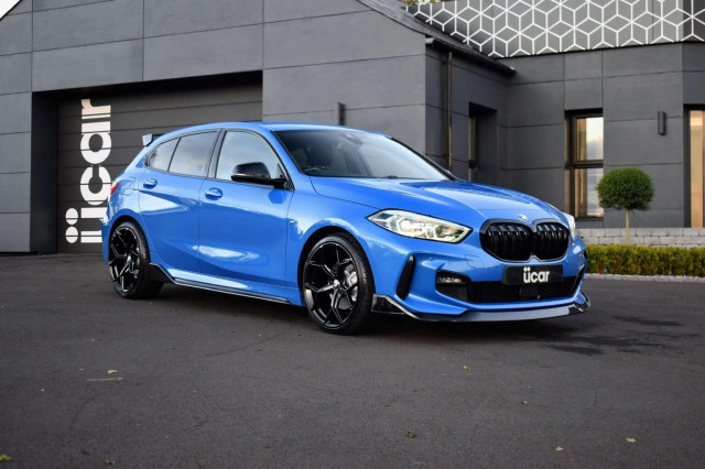 BMW 1 SERIES