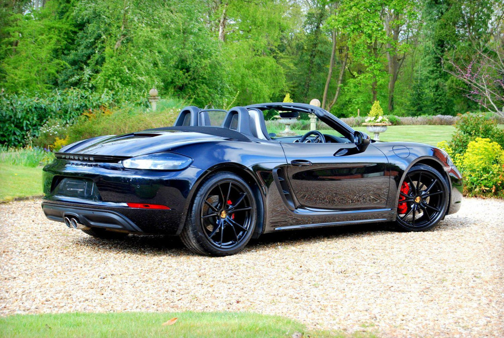 View PORSCHE 718 Boxster S 2.5 T - 1 Owner - 26,400 miles - FPSH - 6-Speed Manual - PASM, PCM, Sports Exhaust - Black