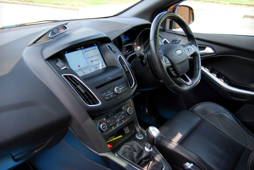 View FORD FOCUS ST-3 2.0 - 49,700 miles - Sunroof, SYNC 3 Nav, 19inch Alloys, Sony Upgrade. FSH. Tangerine - SOLD