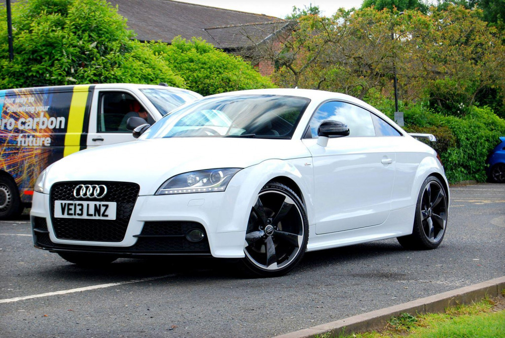 AUDI TT