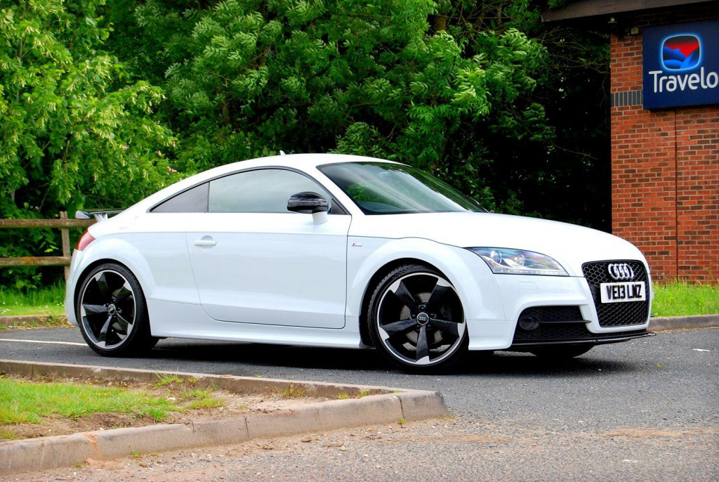 AUDI TT