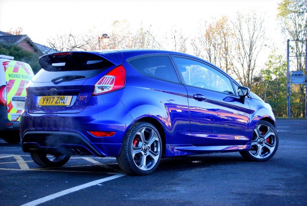FORD FIESTA