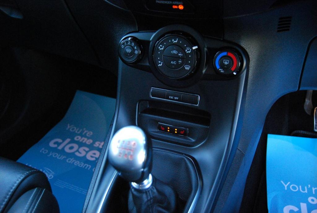 FORD FIESTA