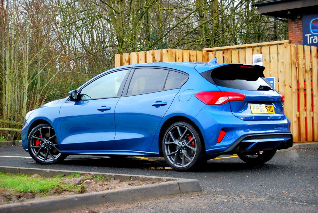View FORD FOCUS 2.3 T EcoBoost ST - Performance Pack, HUD, B&O, Camera - Full Ford History - 43,500 miles - SOLD