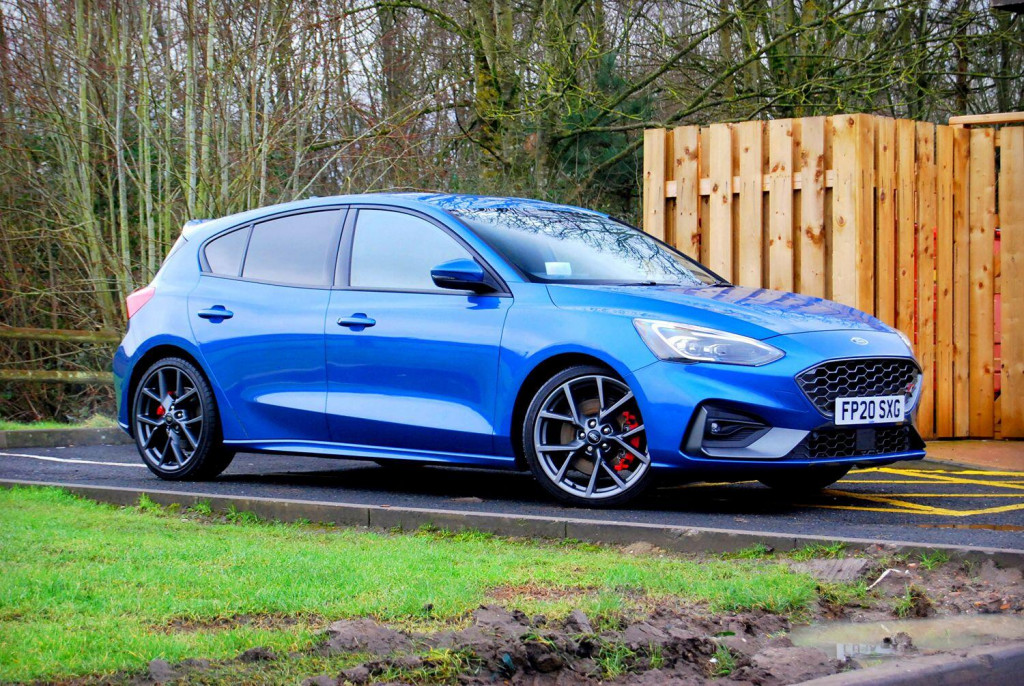 View FORD FOCUS 2.3 T EcoBoost ST - Performance Pack, HUD, B&O, Camera - Full Ford History - 43,500 miles - SOLD