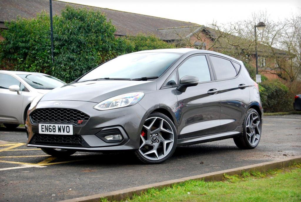 FORD FIESTA