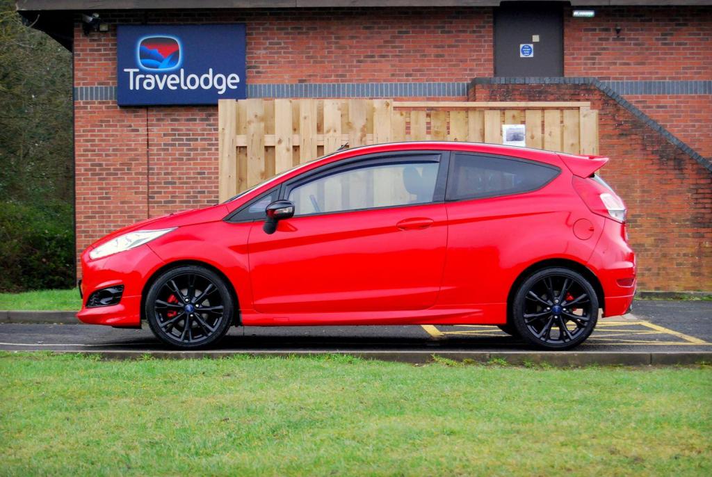 FORD FIESTA