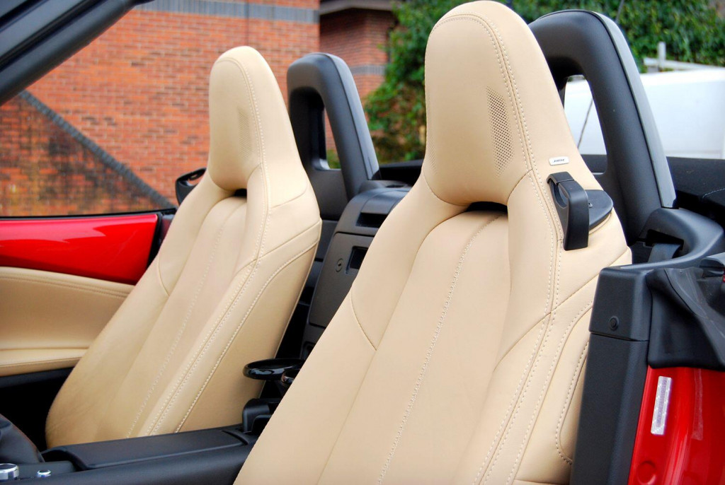 MAZDA MX-5