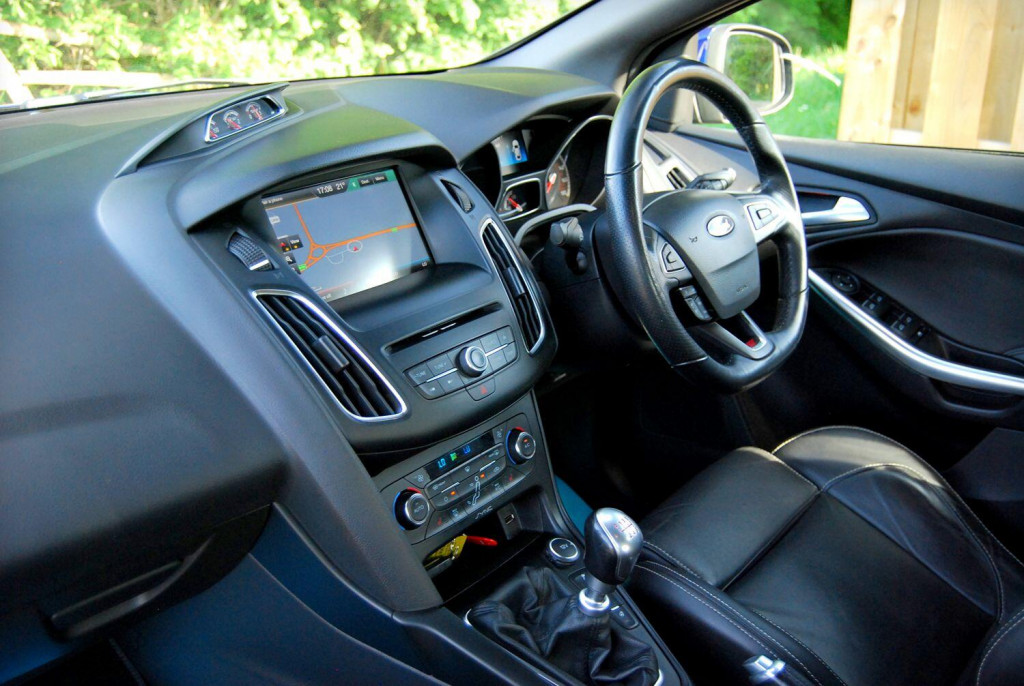 View FORD FOCUS ST-3 2.0 EcoBoost - 52,700 miles - Sat Nav, Full Recaro Leather - FSH - Unmodified - Blue - SOLD
