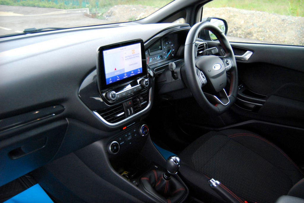 View FORD FIESTA 1.0 T EcoBoost MHEV ST-Line Edition 125 5-Door - 37,600 miles - SYNC 3 Sat Nav - Grey - SOLD