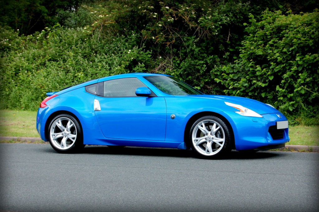 View NISSAN 370Z V6 GT - Le Mans Blue - SOLD