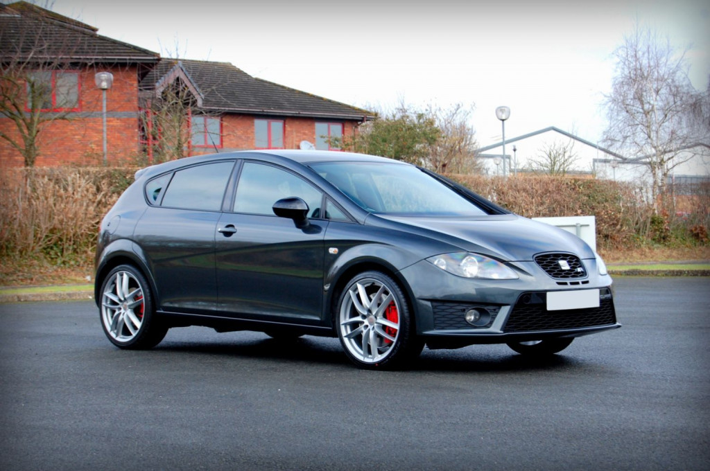 View SEAT LEON CUPRA R