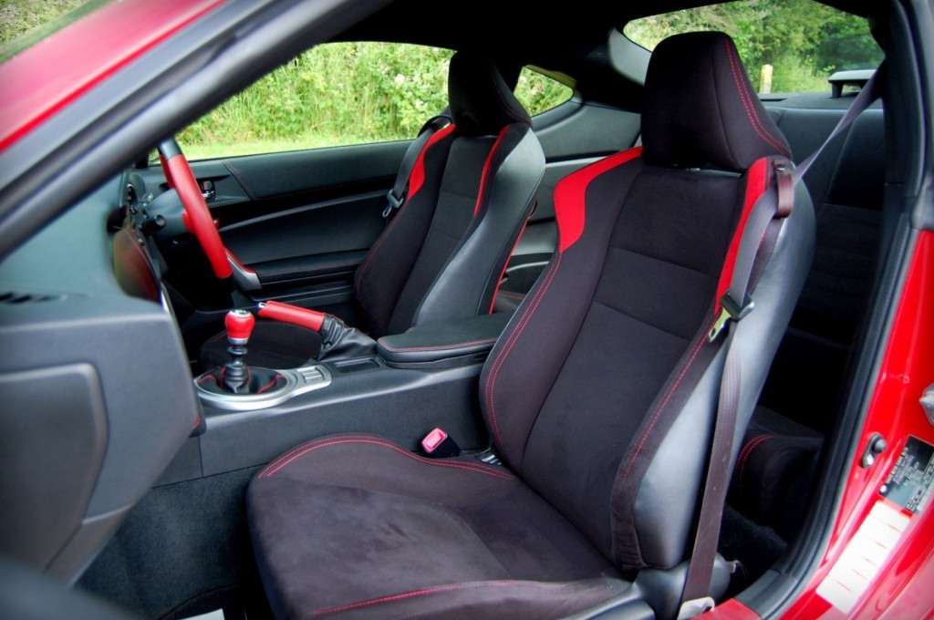 TOYOTA GT86