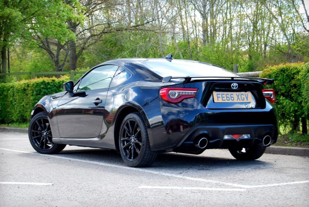 TOYOTA GT86