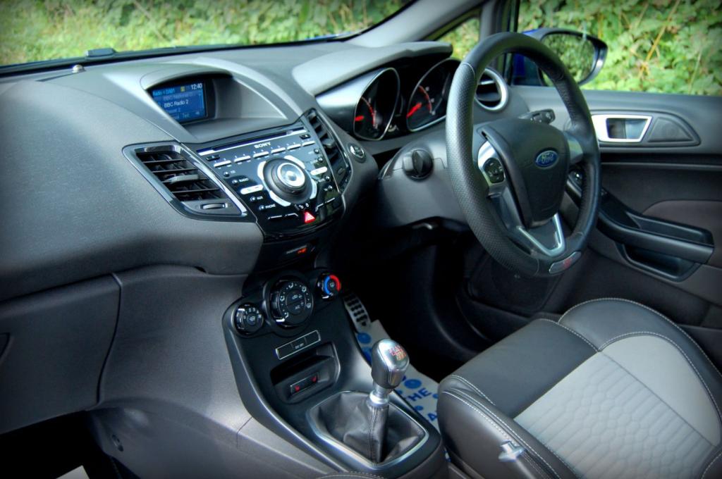 FORD FIESTA