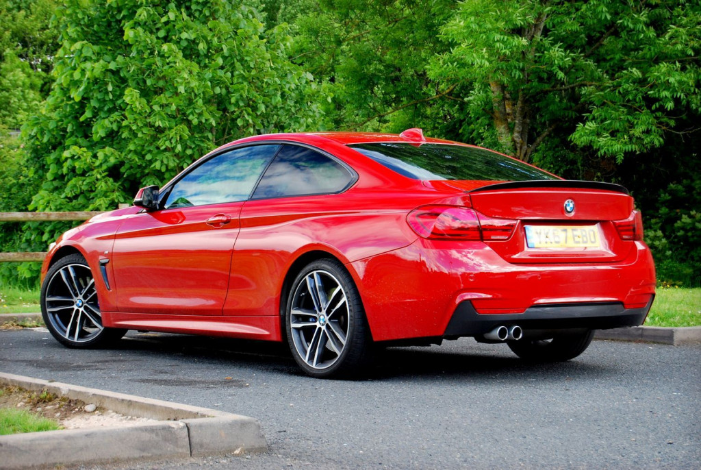 BMW 4 SERIES