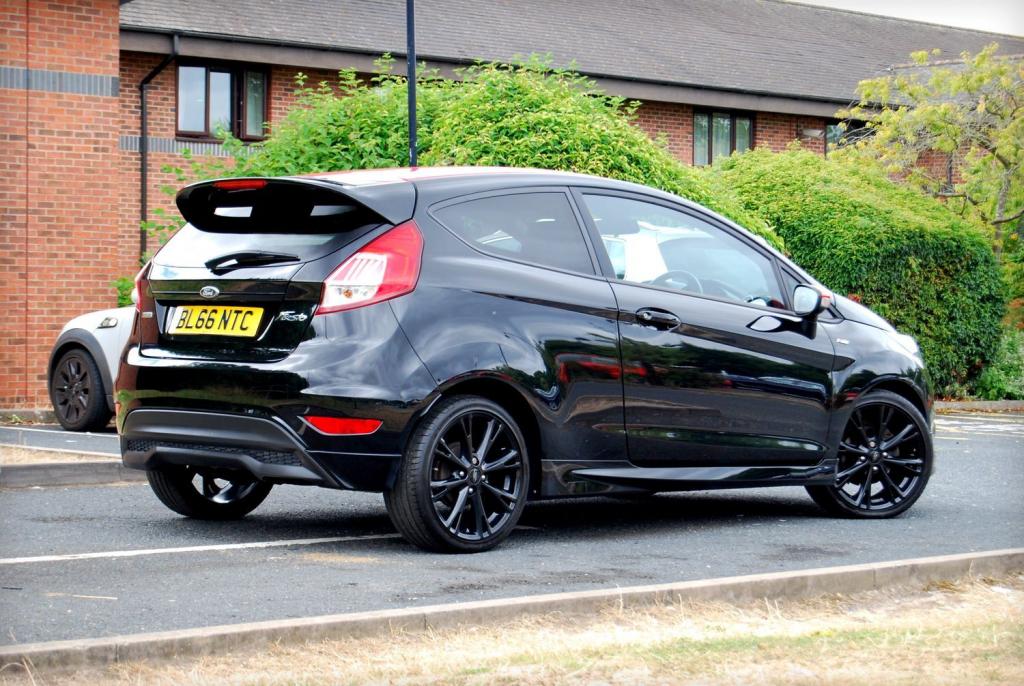 FORD FIESTA