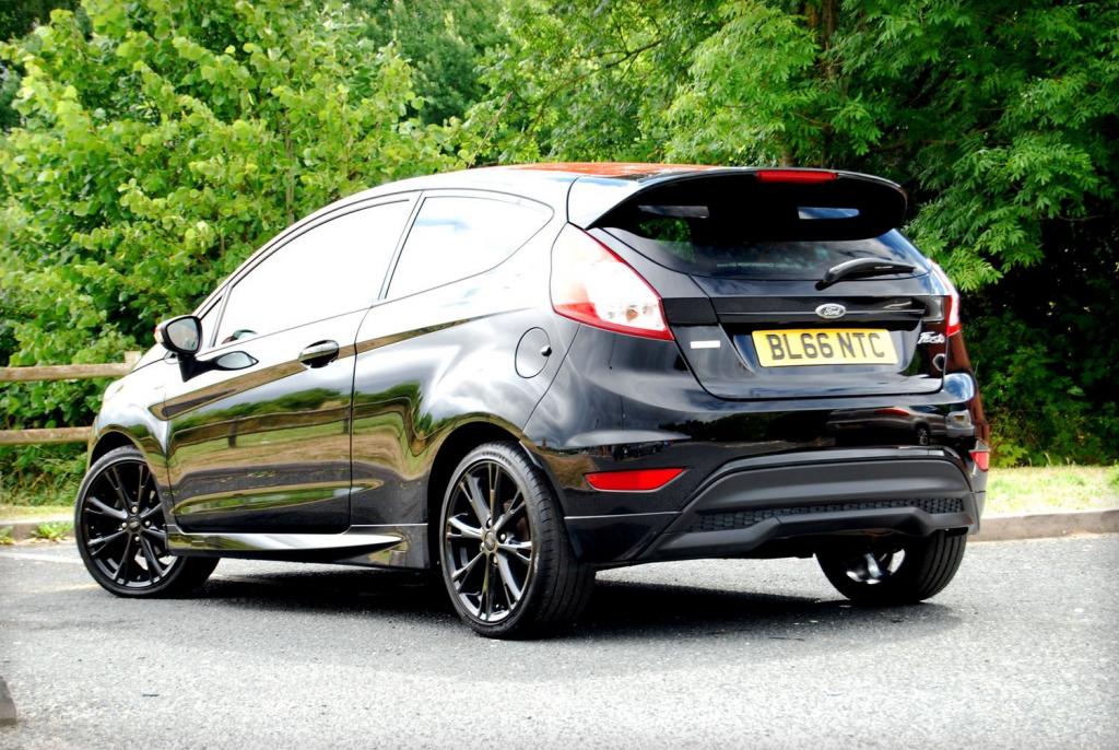 FORD FIESTA