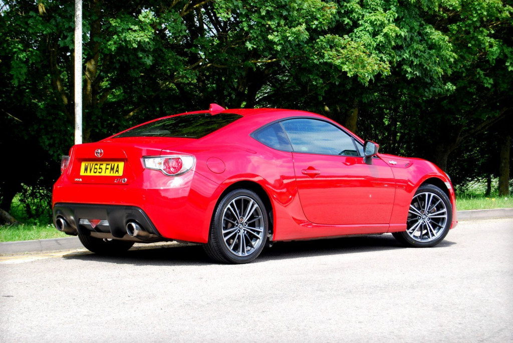 TOYOTA GT86