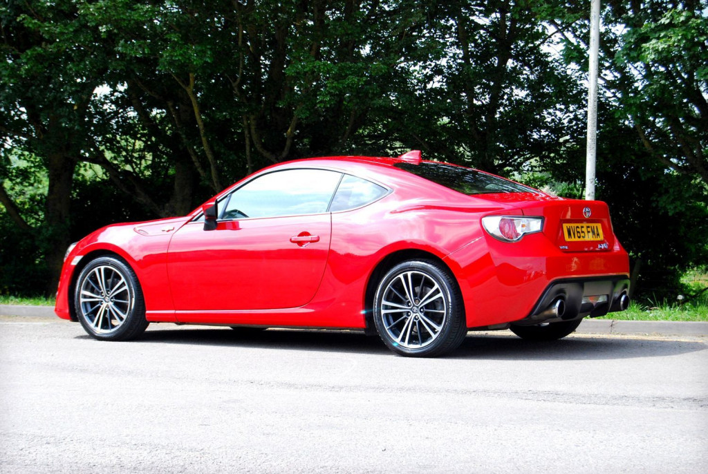 TOYOTA GT86