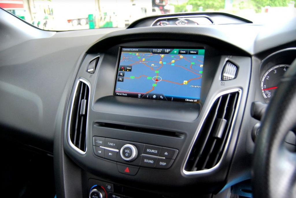 FORD FOCUS