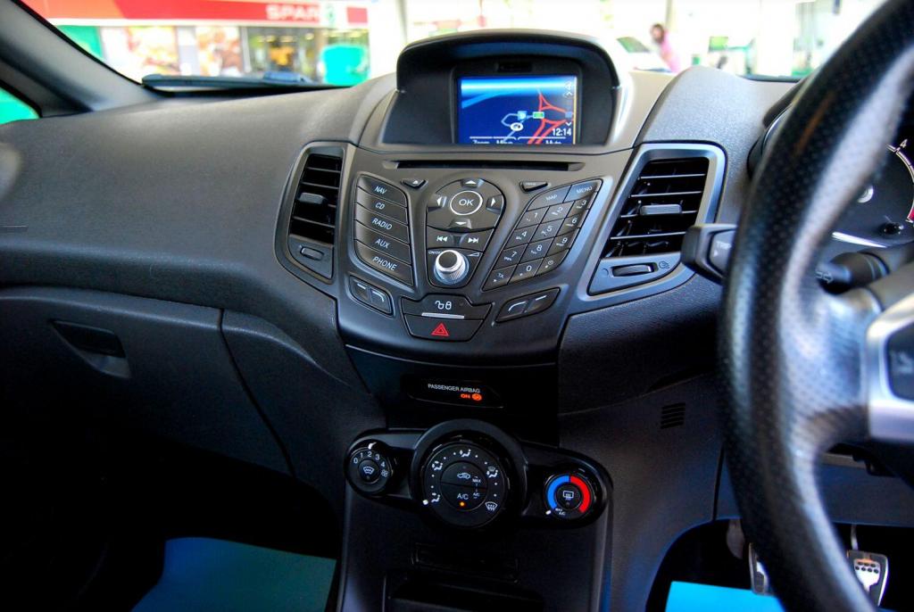 FORD FIESTA