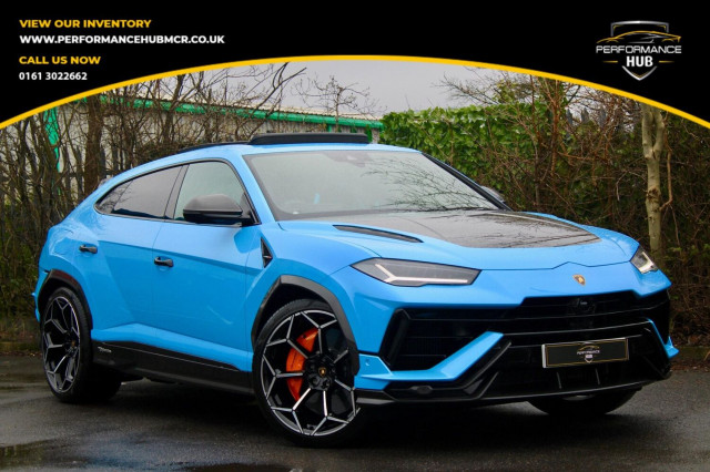 LAMBORGHINI URUS